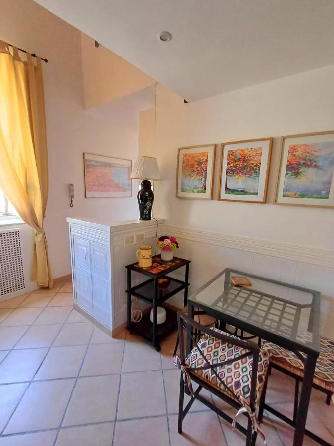 Lucariello Apartment Naples Exterior photo